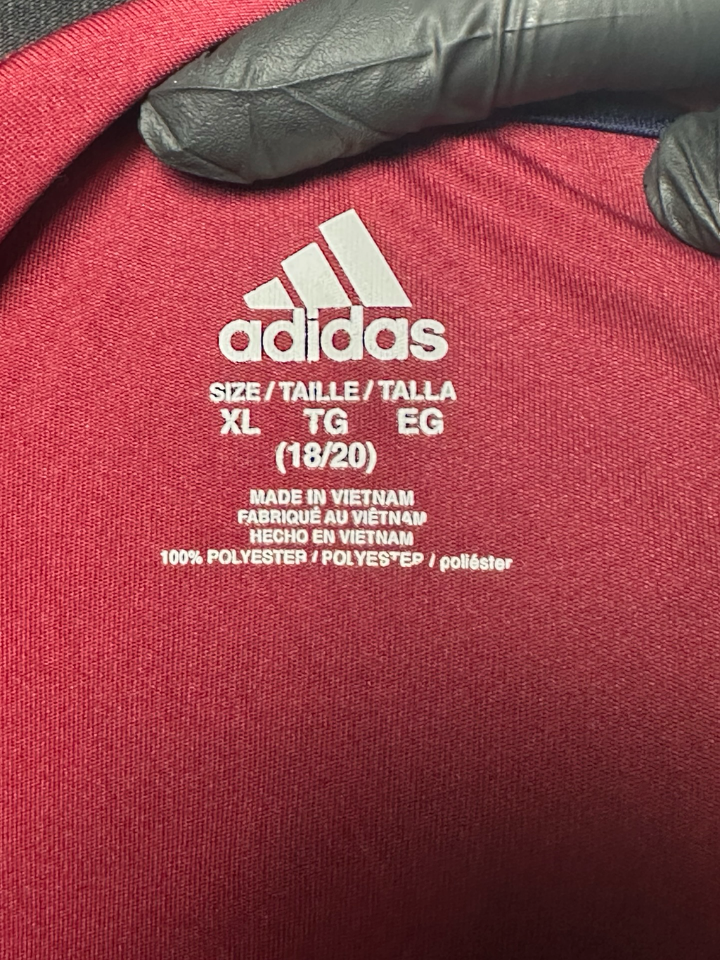 ADIDAS MEN T-SHIRT