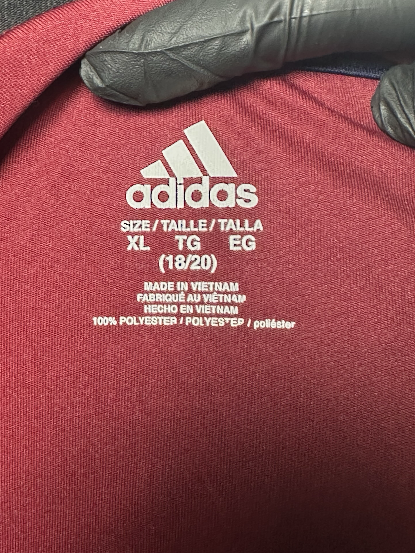 ADIDAS MEN T-SHIRT