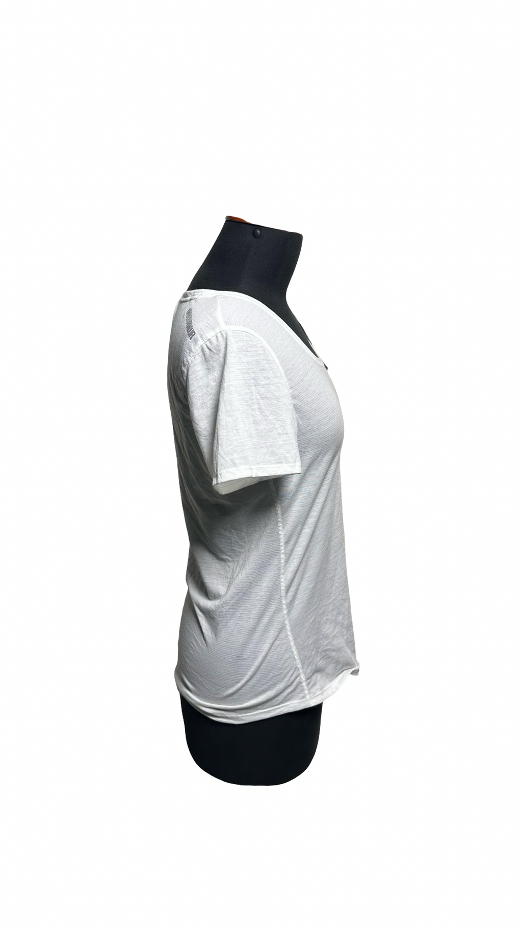 Under Armour women’s Heat gear Activewear T-shirt