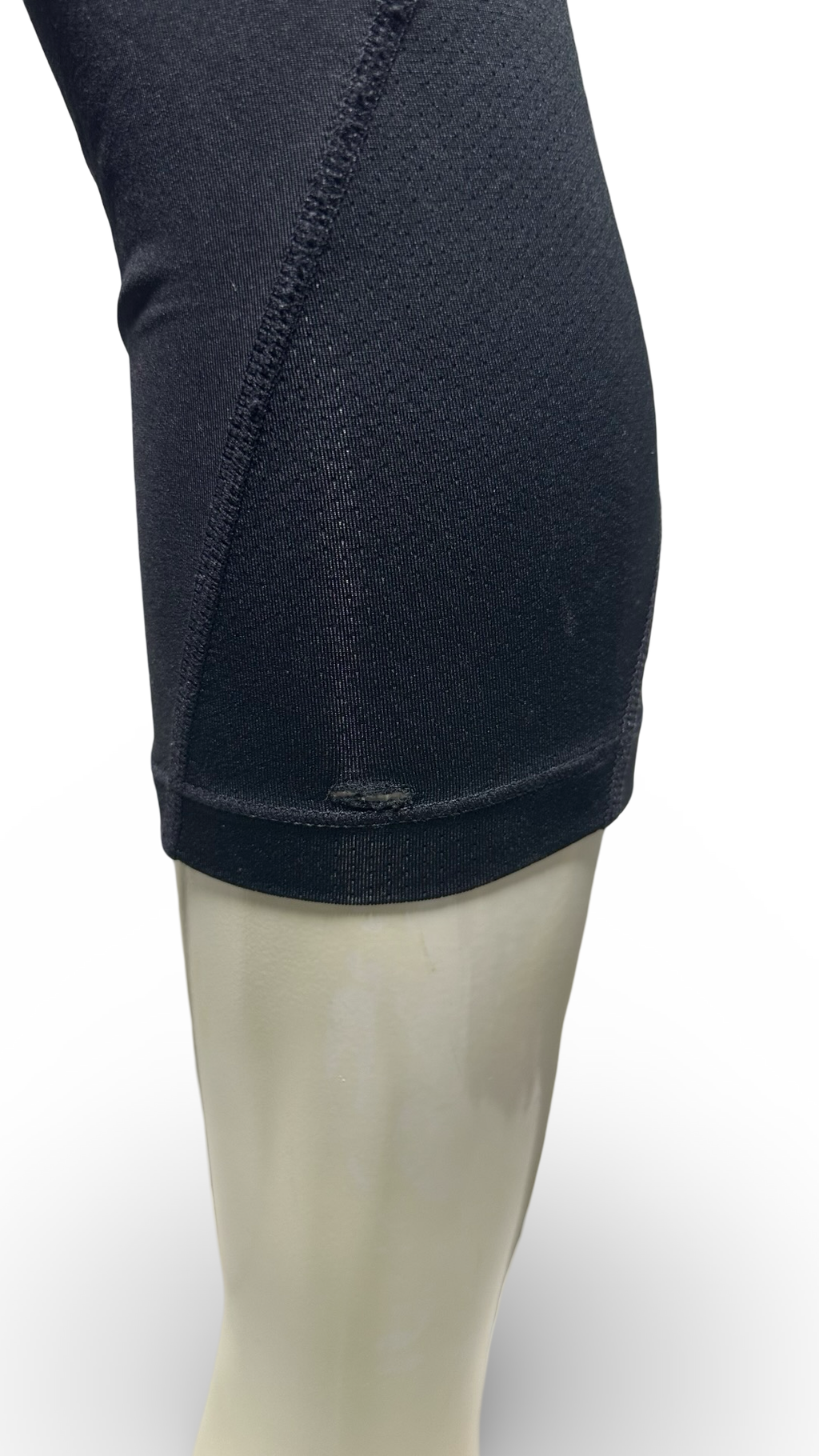 NEW NIKE PRO Women's Training Yoga/Gym/Run Capris-Black