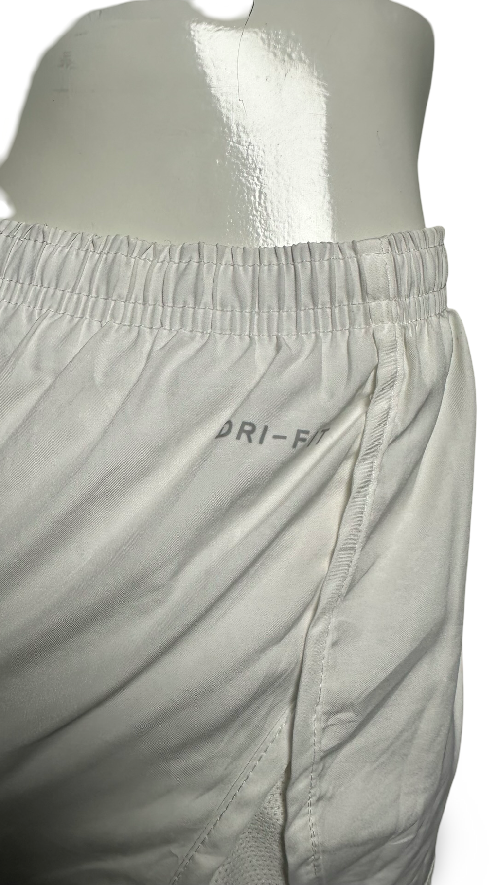 Nike Shorts Womens White Dri-Fit Brief Lined Outdoors Athletic Ladies