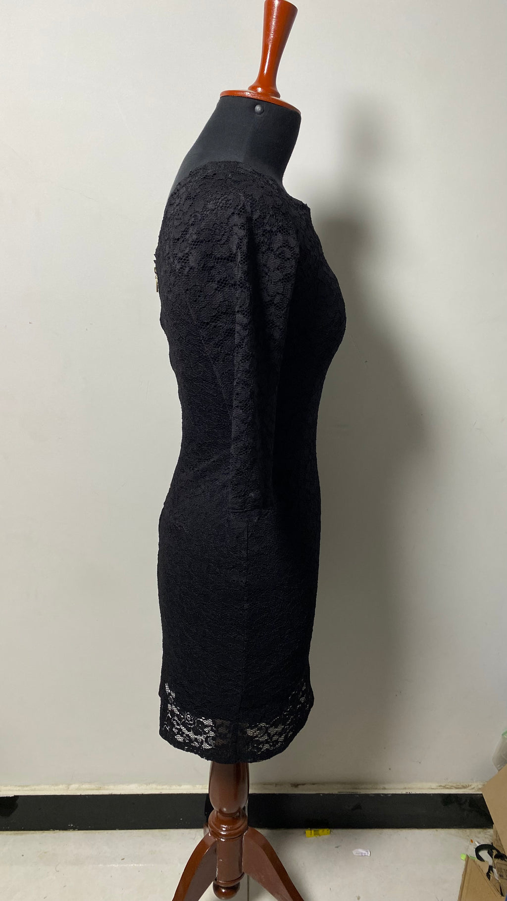 LAUNDRY BY SHELLI SEGAL LACE OVERLAY WOMENS COCKTAIL DRESS