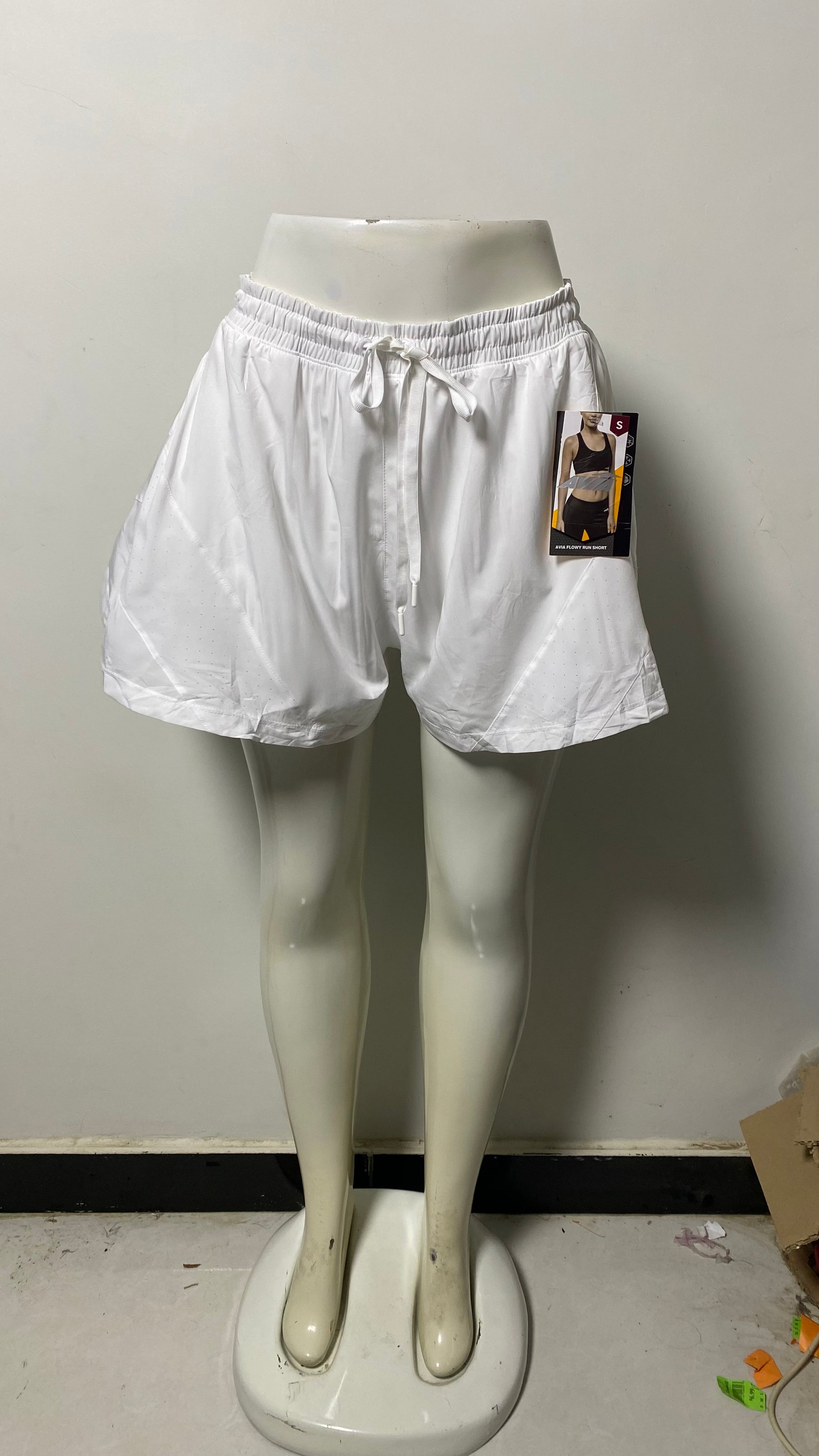 AVIA WOMENS ATHLETIC SHORT