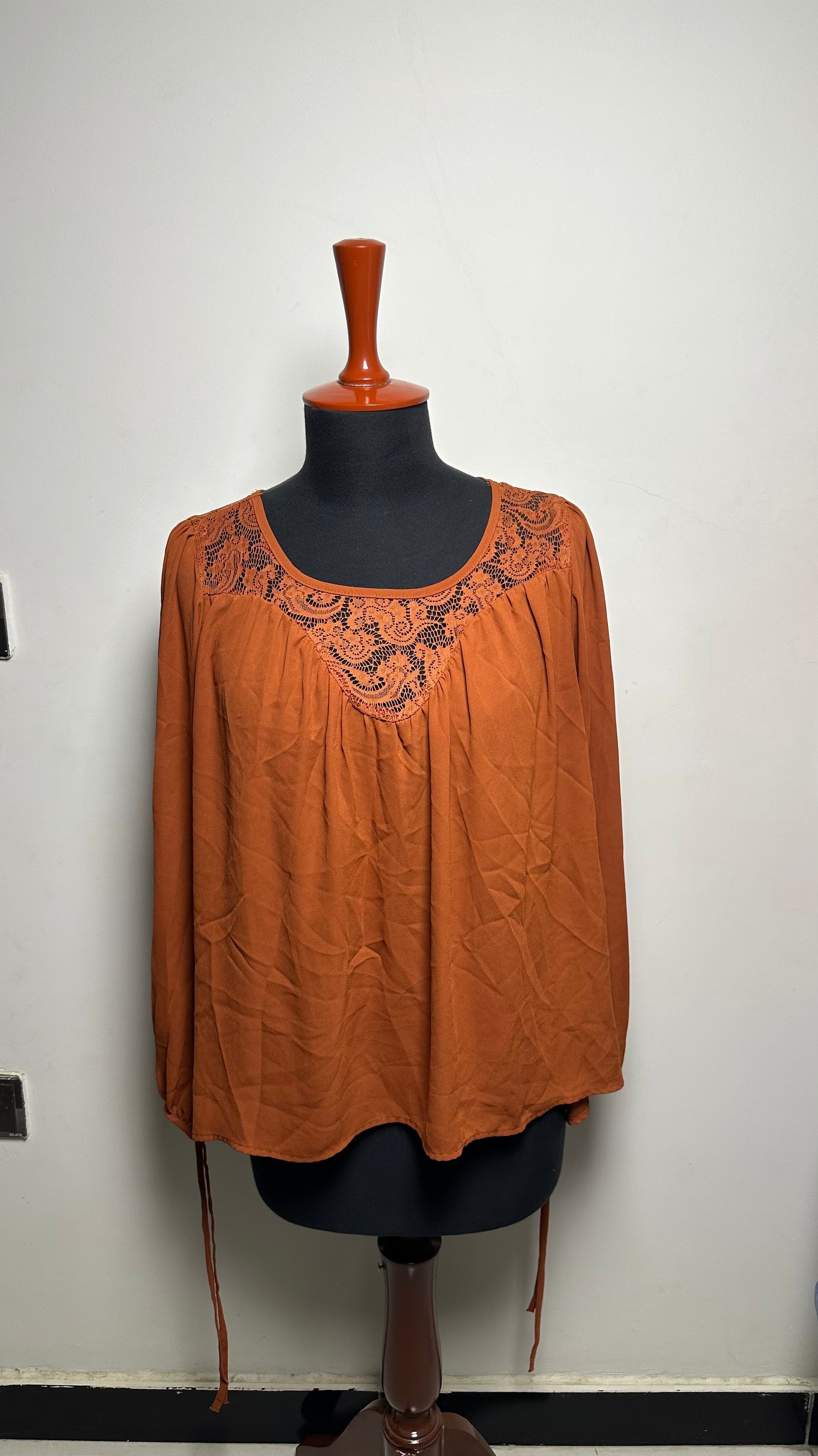 Rue 21 Womens Blouse Lacey neck large size Brown colour