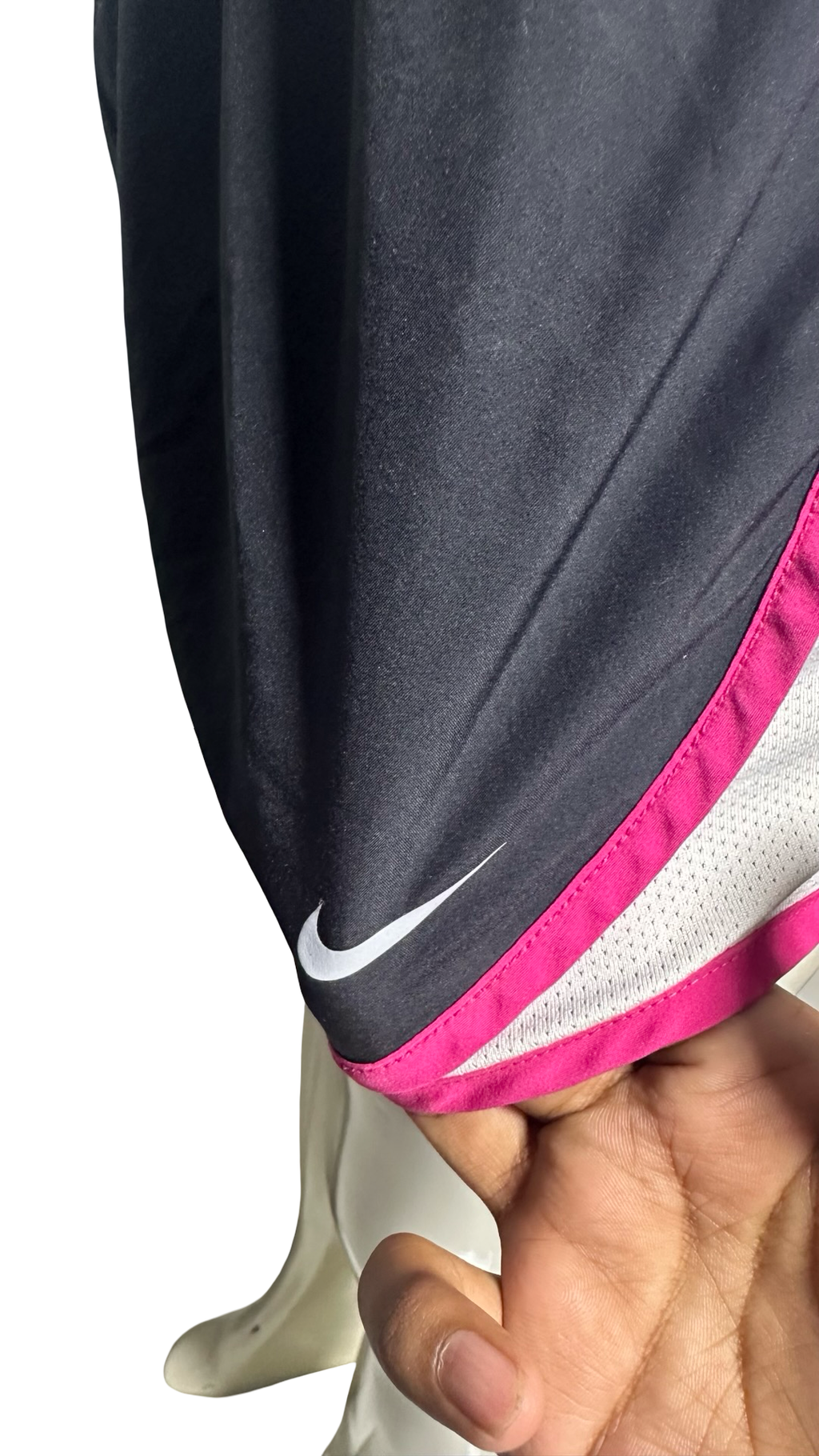 Nike Dri-Fit Women's Black And Pink Elastic Waist Gym Shorts Size Medium
