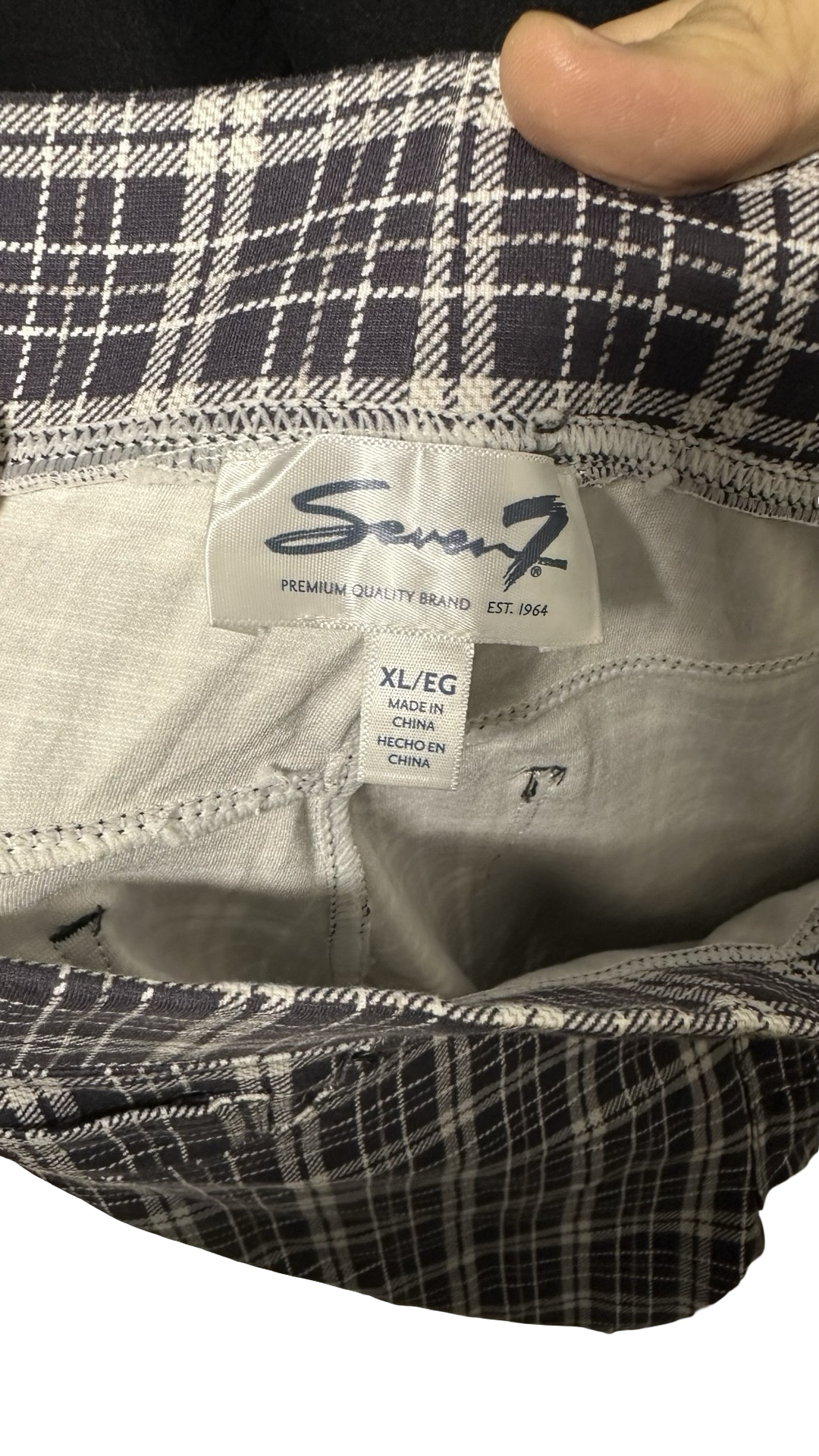 Seven Women’s checkered pant grey xl size new with tags