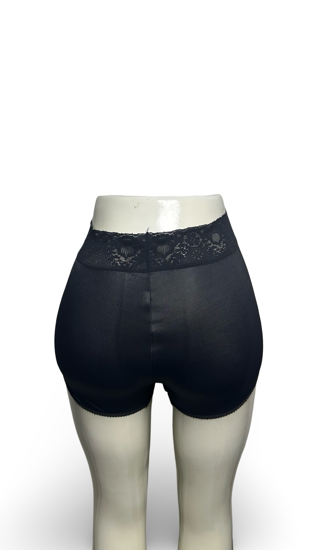 Bali Women’s Lacey Under wear Black Xl size