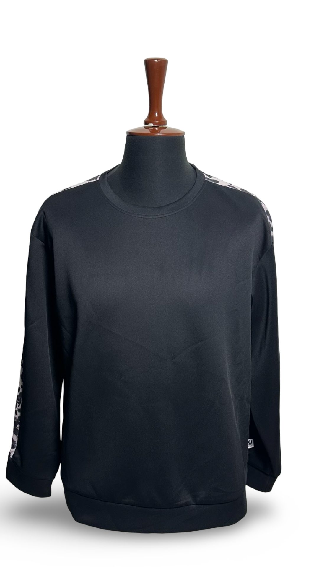 NICOLLE MILLER WOMENS SPORTS SWEATSHIRT