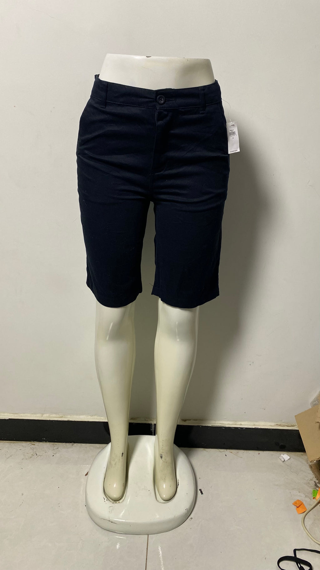 OLD NAVY WOMEN CASUAL SHORT
