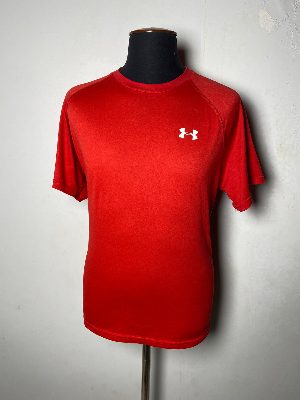 UNDER ARMOUR MENS T-SHIRT