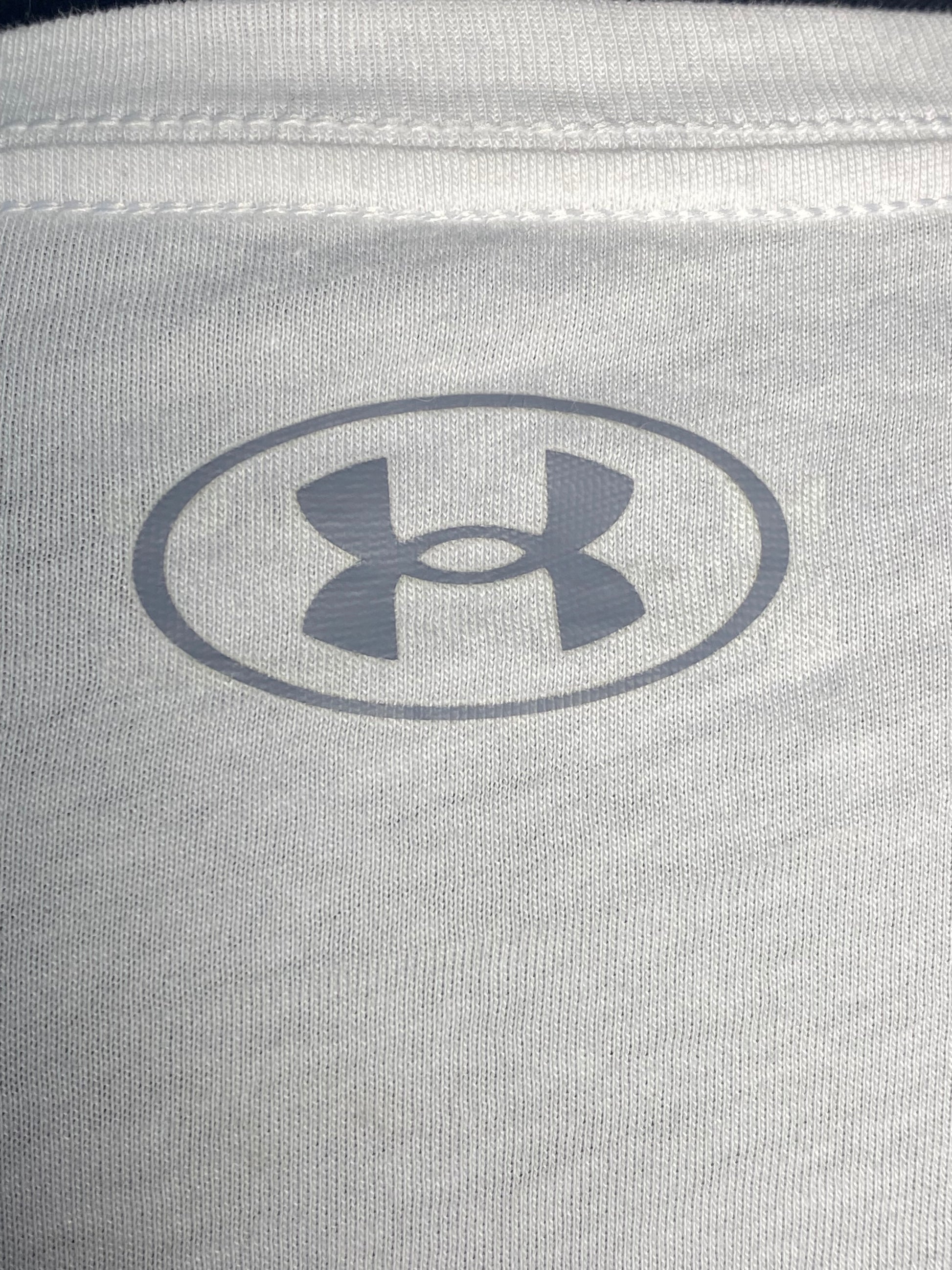 UNDER ARMOUR MEN T-SHIRT