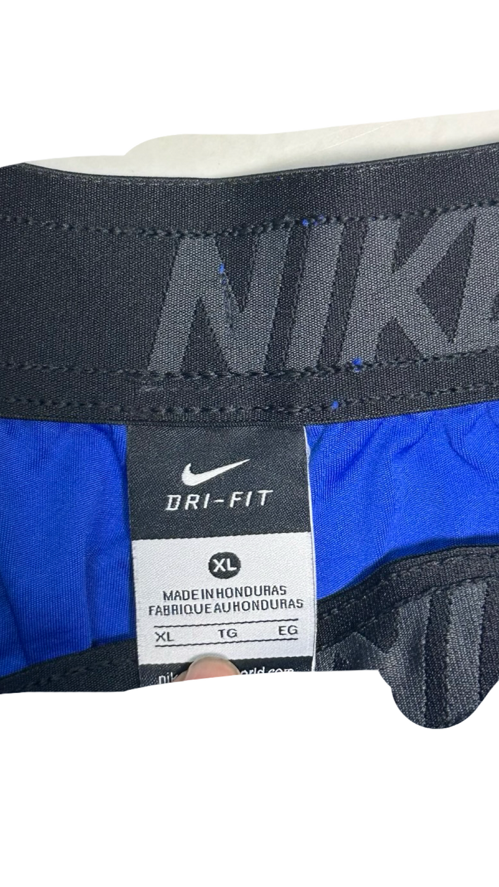 NIKE MENS SPORTS DRIFIT SHORT BASEBALL HELMET EMBOSED
