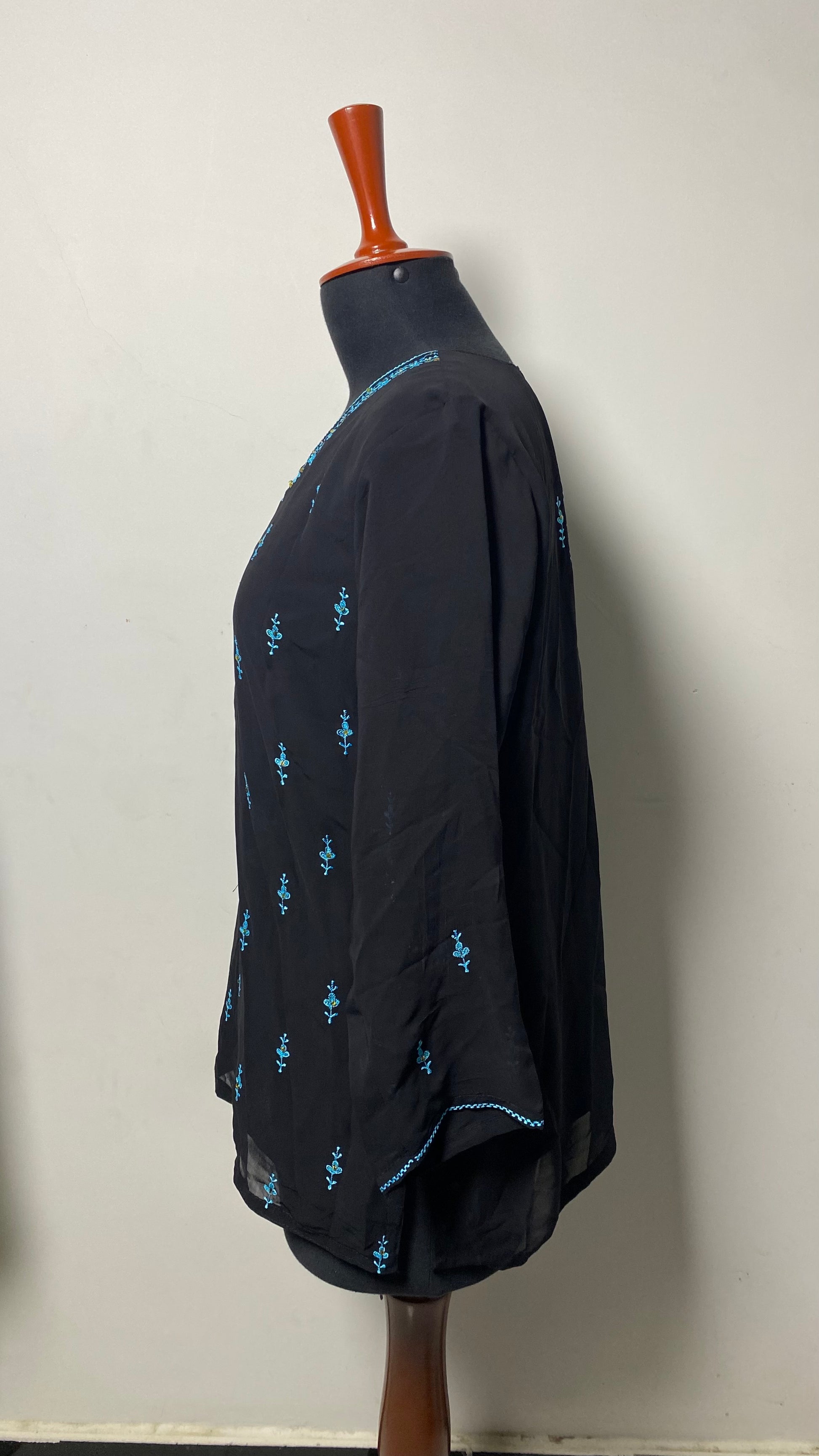 AVOKE WOMENS BLOUSE
