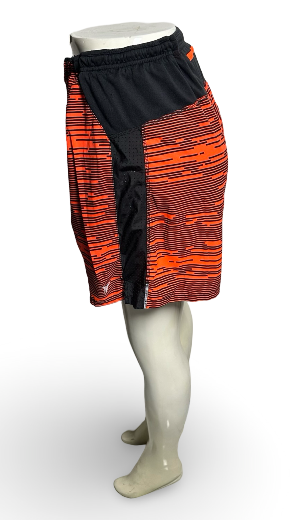 OLD NAVY MENS SPORT SHORT