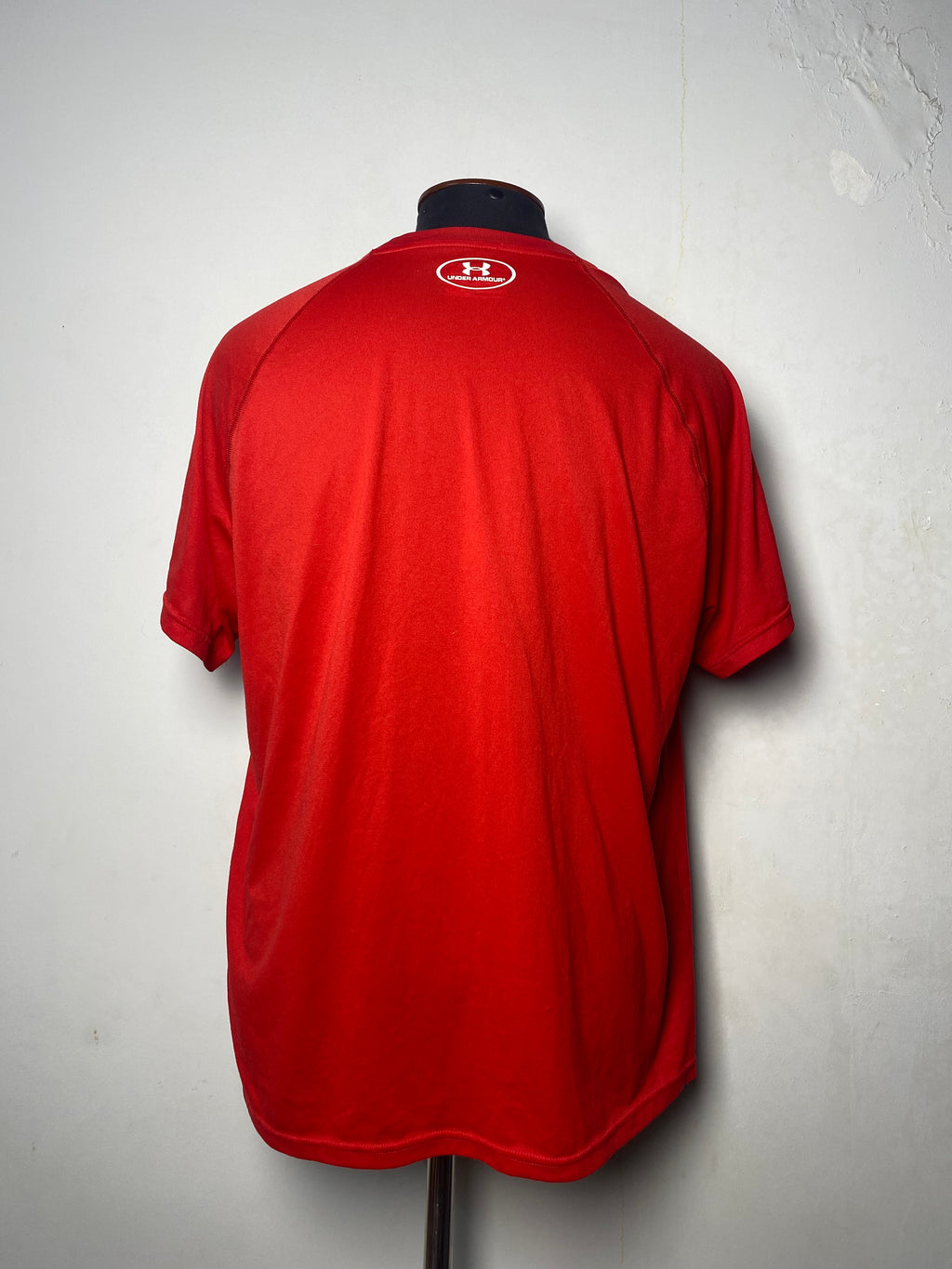 UNDER ARMOUR MENS T-SHIRT