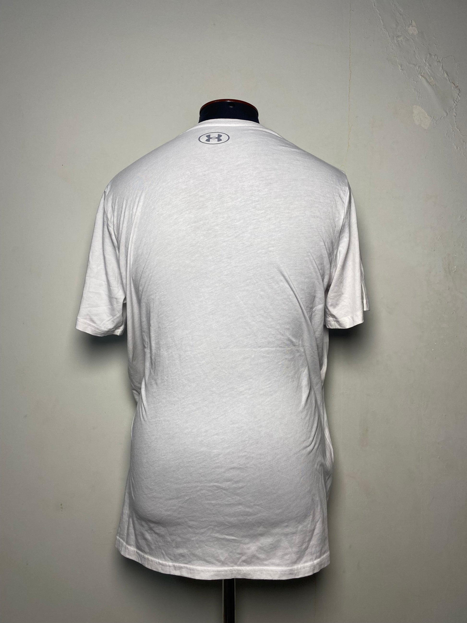 UNDER ARMOUR MEN T-SHIRT