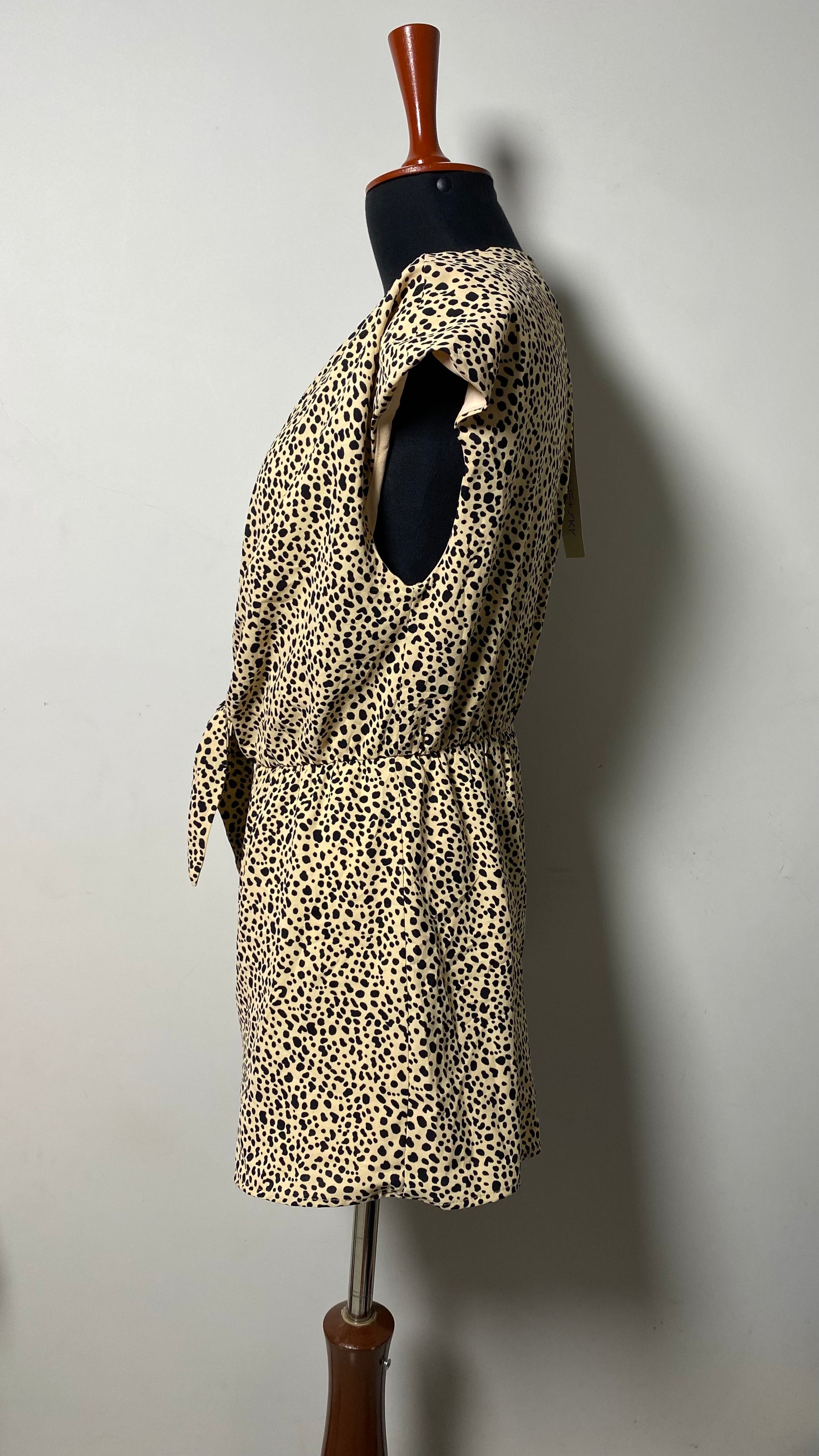 SHE & SKY WOMENS CHEETAH PRINT ROMPER