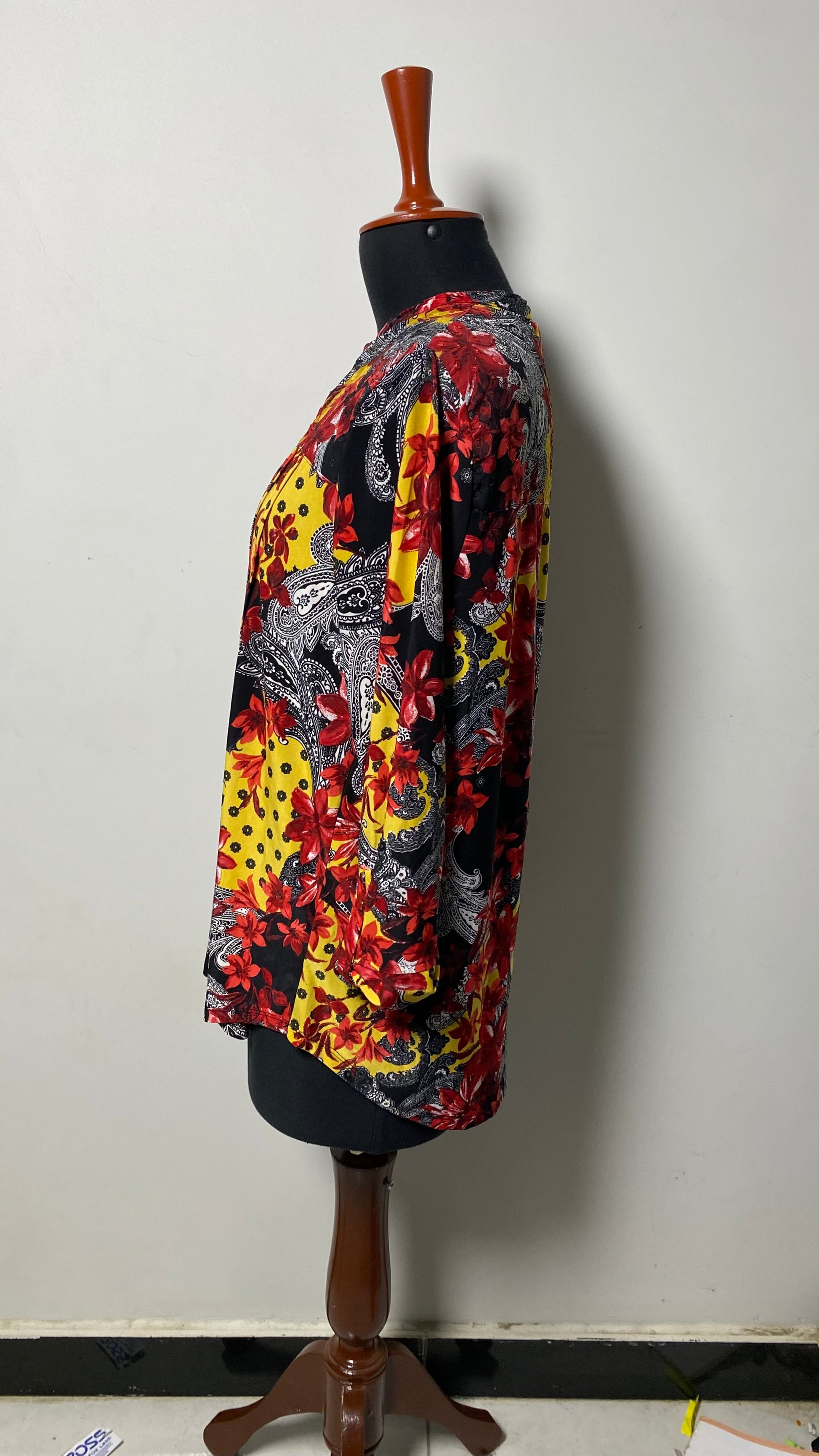 JTB Top L Cute Red Black Floral Print Stretch Knit Artsy Babydoll Shirt Blouse
