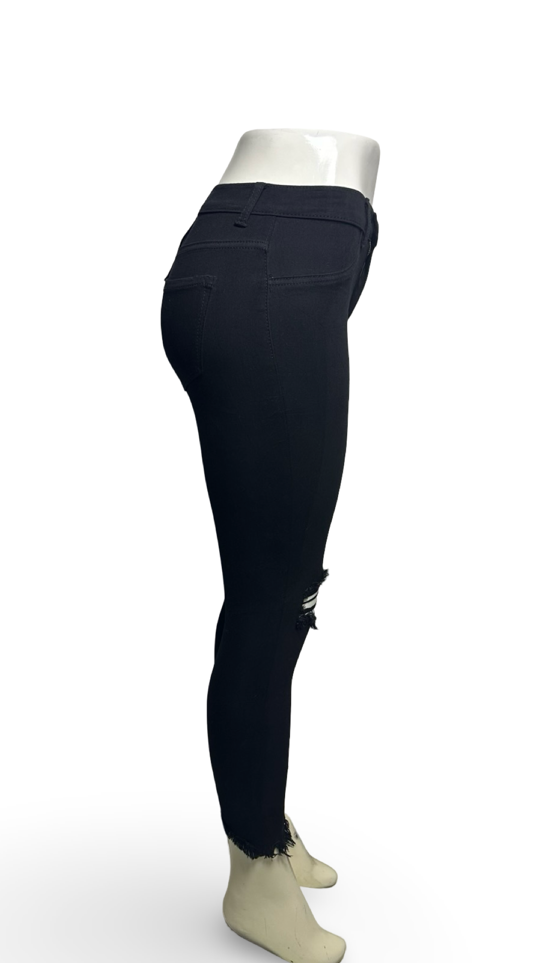 Fashion Nova Women’s Ripped skinny jeans black new with tags