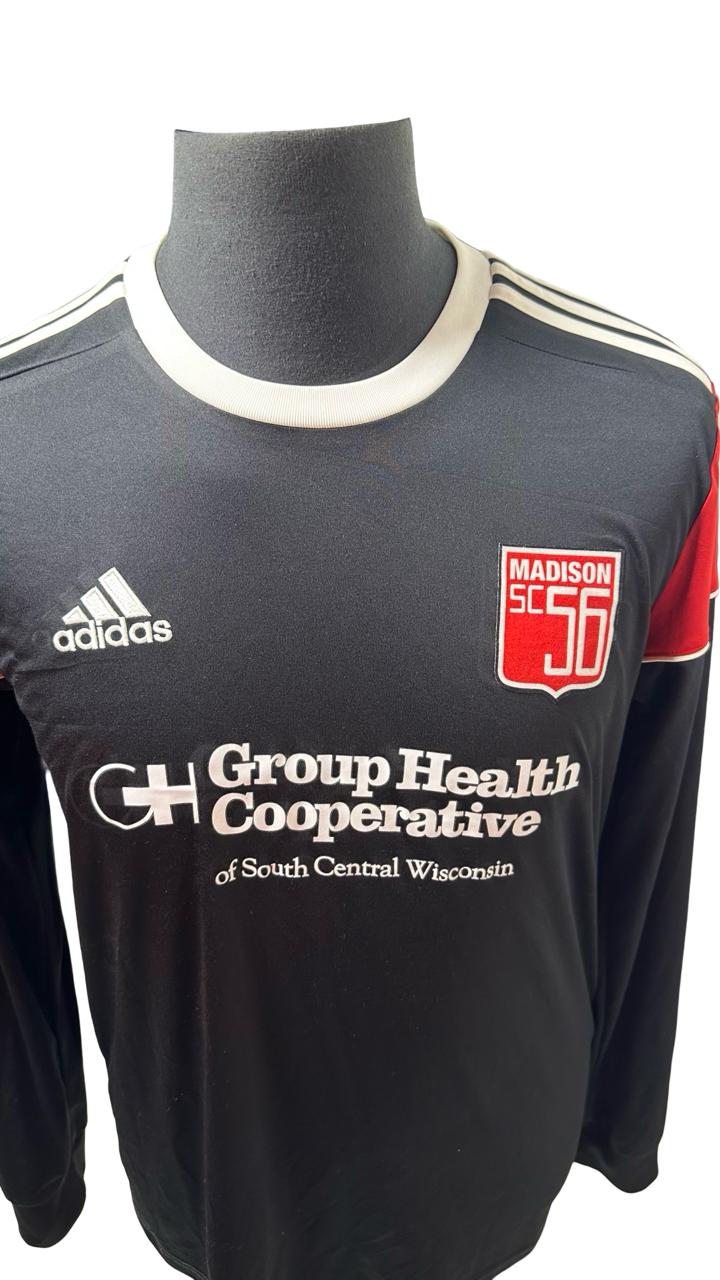 Adidas preloved long sleeve Men's T-shirt