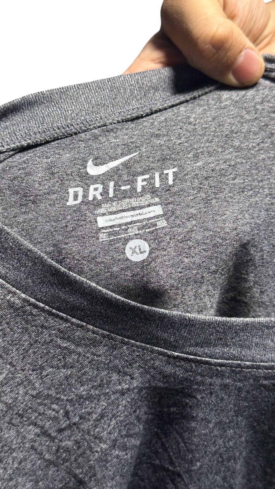 Nike Dri Fit Shirt Mens Short Sleeve Crew Neck Center Swoosh Gray