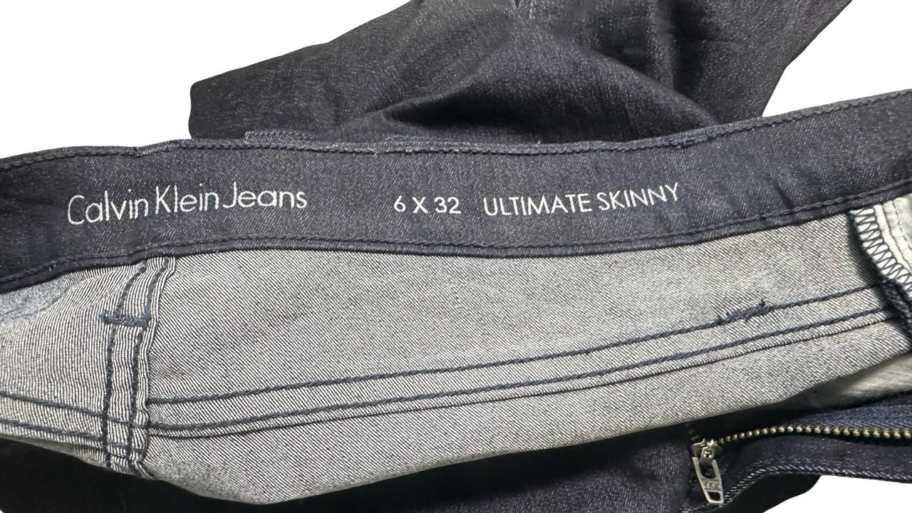 Calvin Klien women's jeans