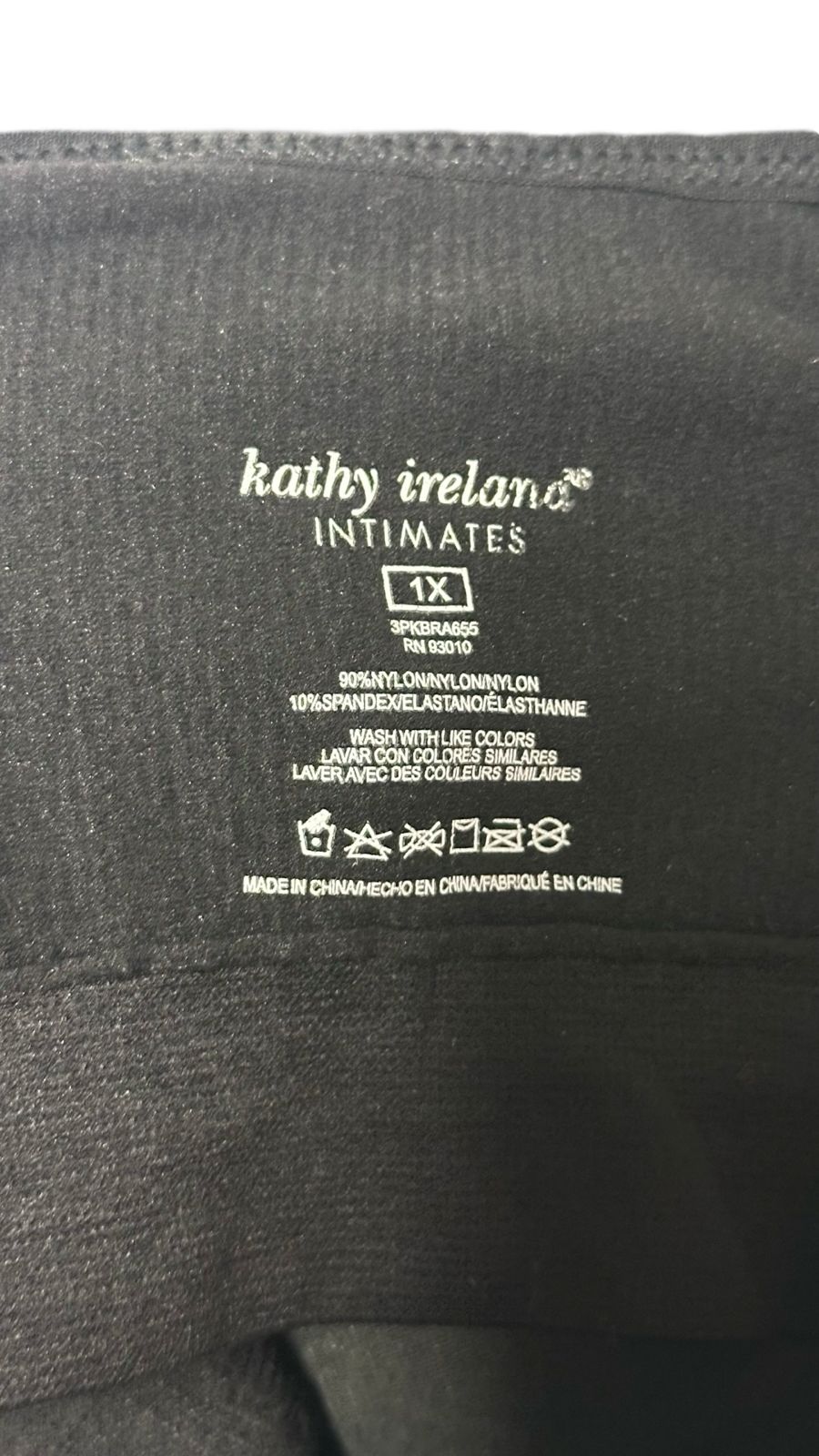 Kathy Ireland v-neck bra