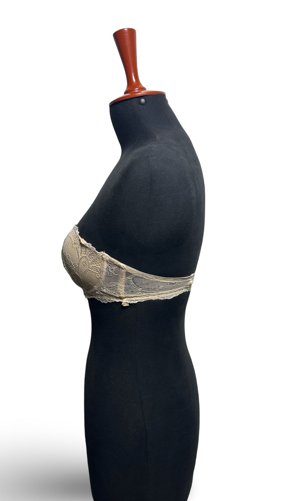 Ice Silk Strapless Bra Exquisite Design, Comfortable & Supportive