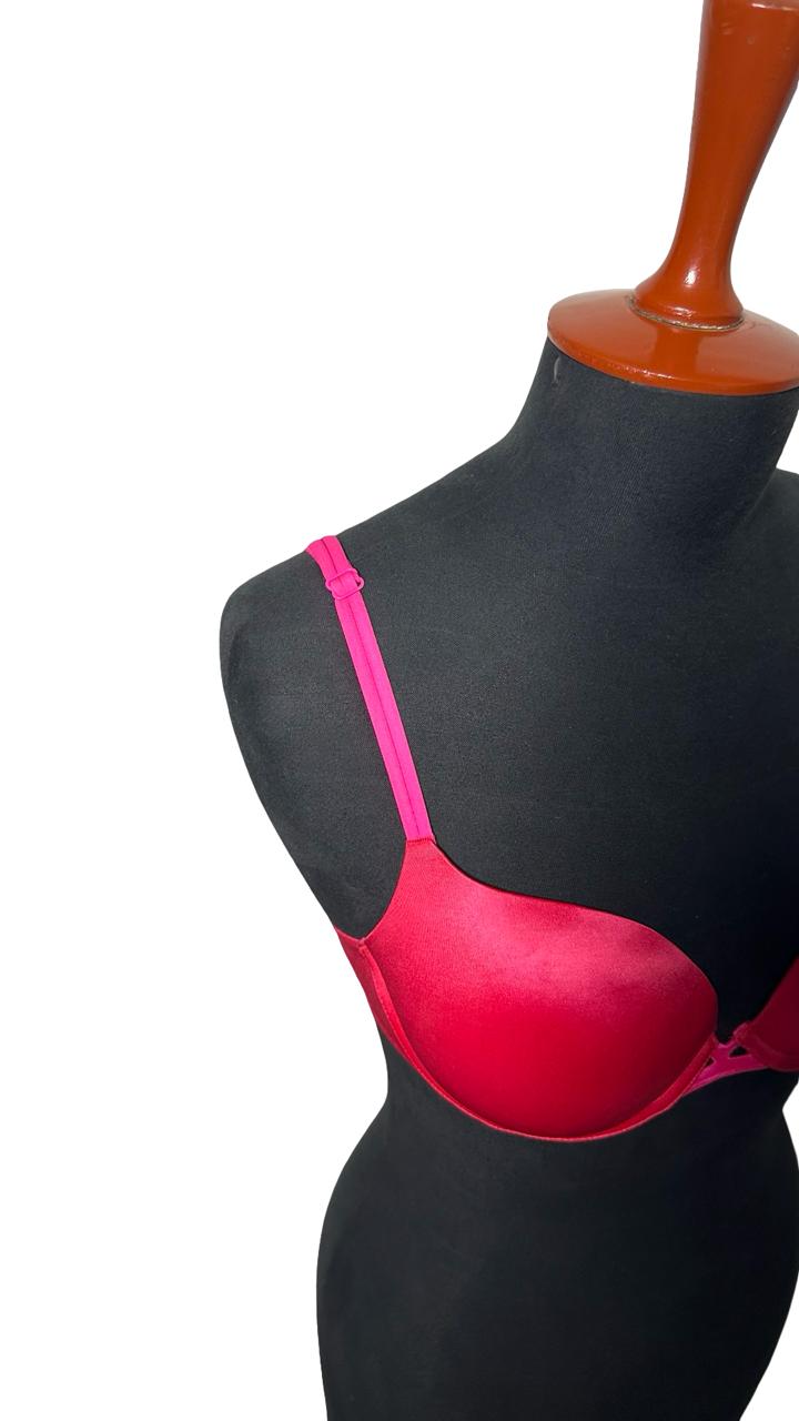 VICTORIA'S SECRET VERY SEXY PUSH UP BRA WITH GEL CURVE PLUSH