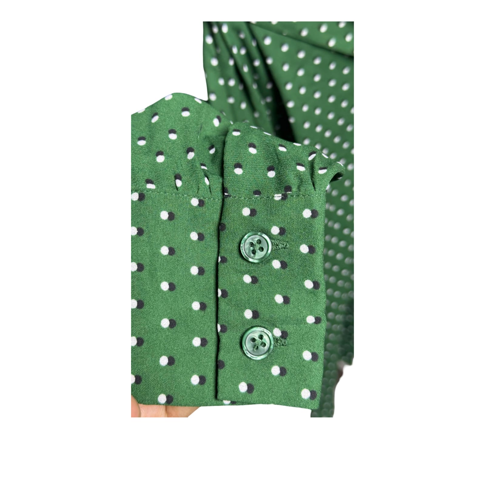 WHO WHAT WEAR Green Polka-Dot Button-Down Blouse