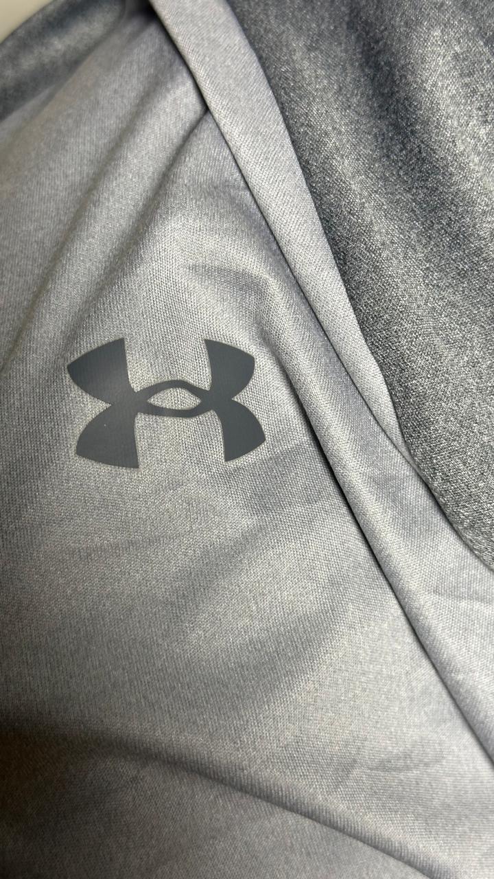 Under Armour HEAT GEAR Mens Gray Crew Neck Short Sleeve Athletic